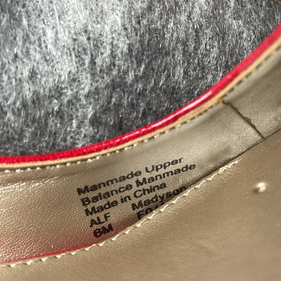 ALFANI MADYSON RED SHOES - Picture 7 of 7